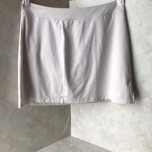 Lady Hagen tennis golf cream skirt